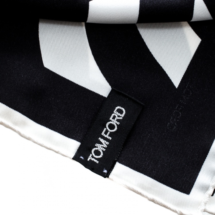 Pre Owned Tom Ford Monochrome Abstract Swirl Print Silk Pocket Square