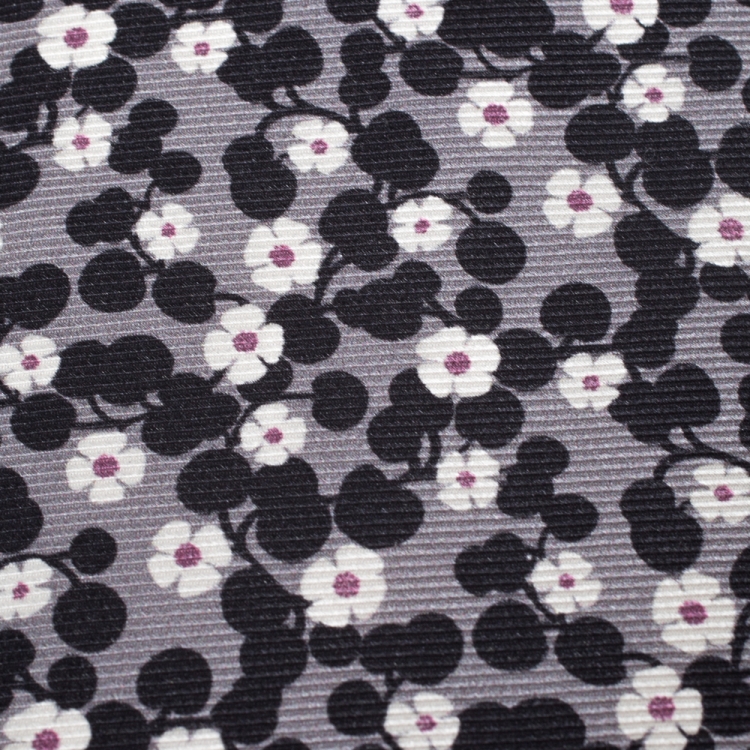 Pre Owned Tom Ford Grey and Black Floral Print Silk Traditional Tie