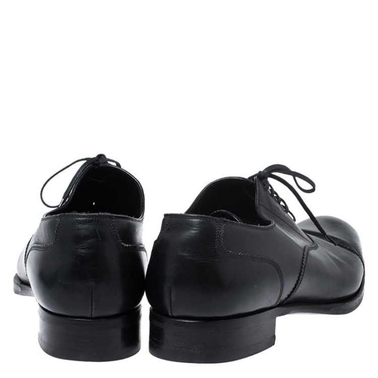 مملوكة مسبقًا Tom Ford Black Leather Lace Up Oxford Size 44.5