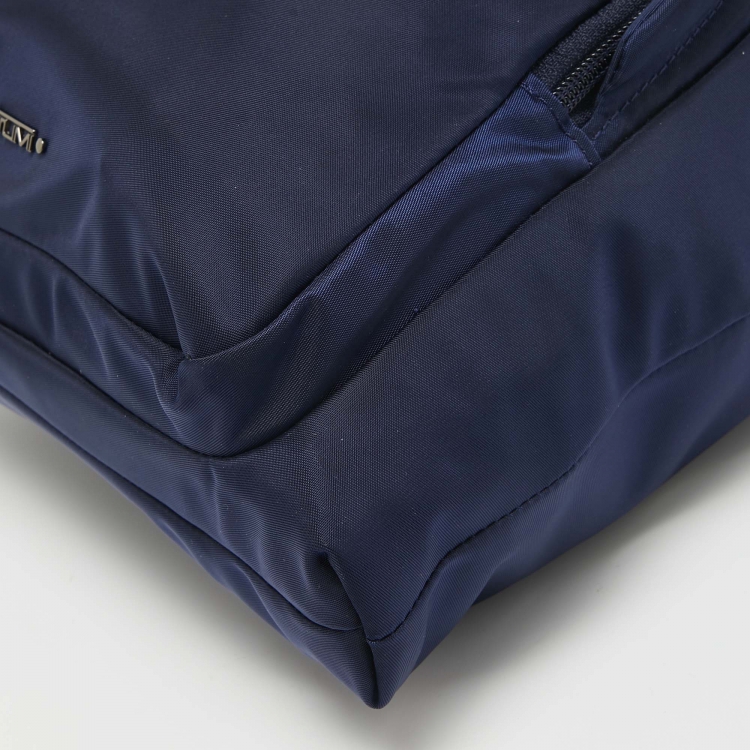 Pre Owned TUMI Navy Blue Nylon Voyageur Carmel Messenger Bag