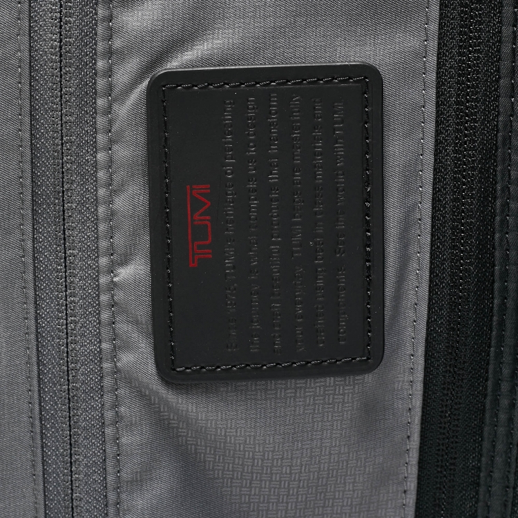 Pre Owned TUMI Black Nylon 4 Wheeled Alpha 3 Garment Bag