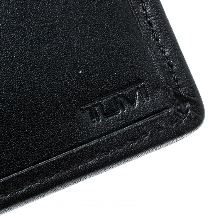 Pre Owned Tumi Black Nylon Passport Wallet