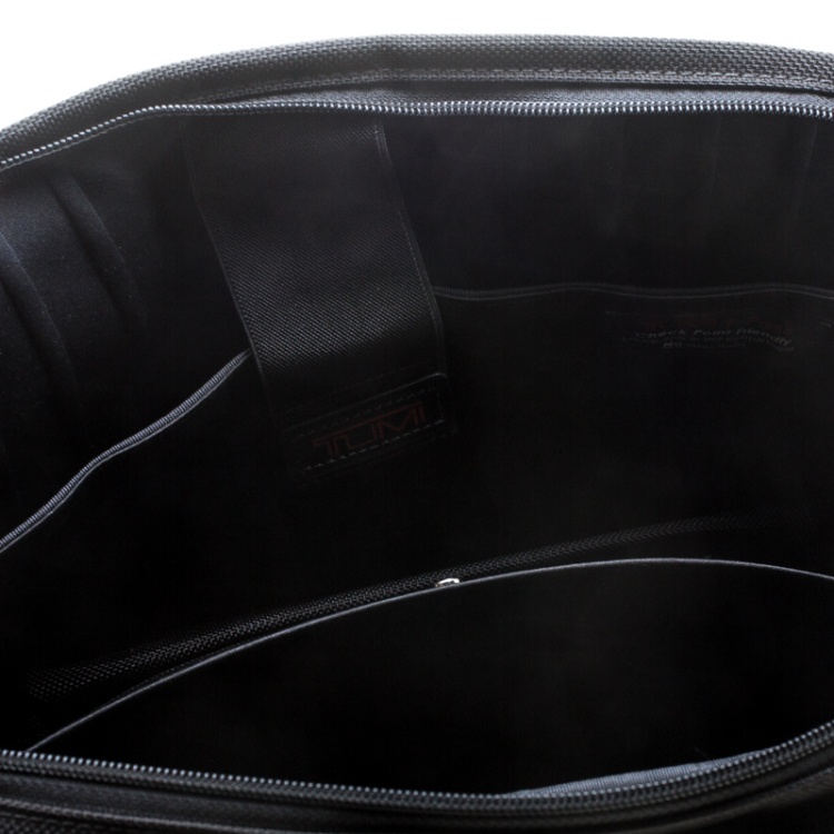 Pre Owned Tumi Black Nylon Alpha T-Pass Expandable Laptop Bag