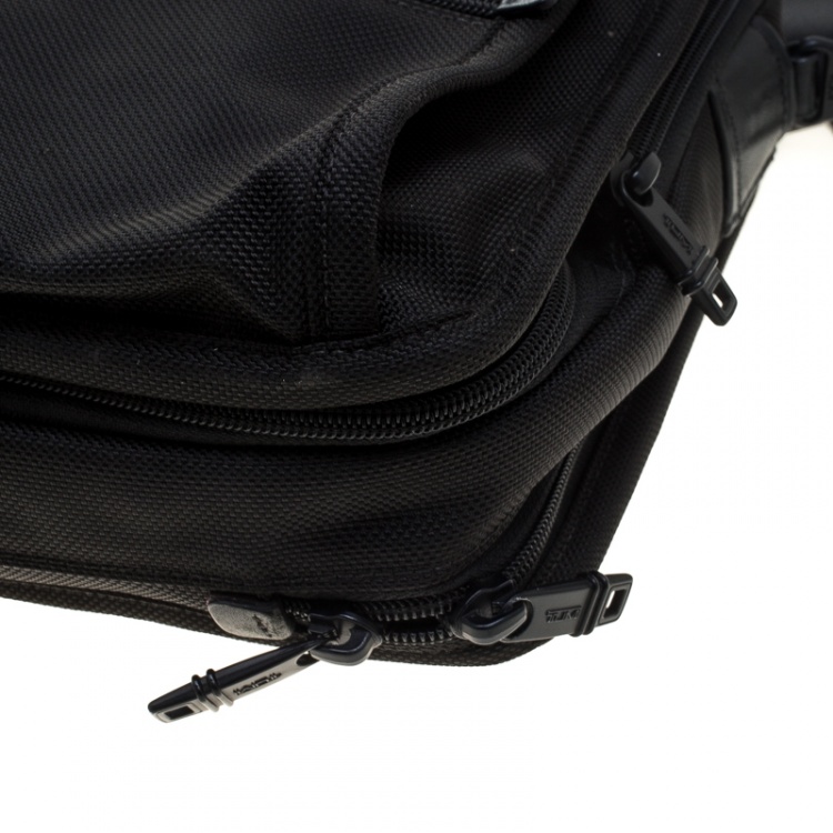 Pre Owned Tumi Black Nylon Alpha T-Pass Expandable Laptop Bag
