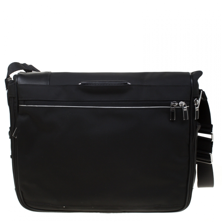 Pre Owned Tumi Black Nylon and Leather Arrive Galeao Messenger Bag