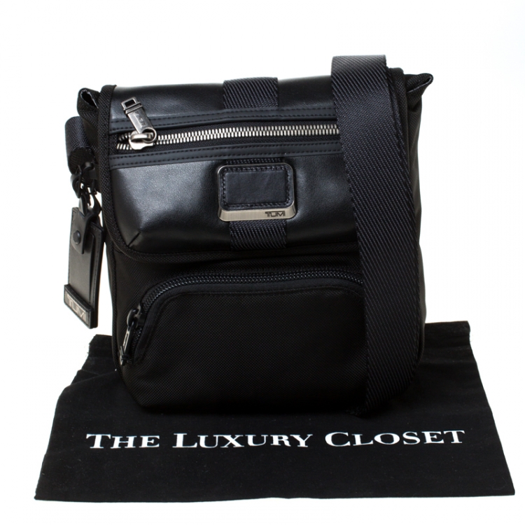 Pre Owned Tumi Black Nylon and Leather Alpha Bravo Braton Crossbody Bag