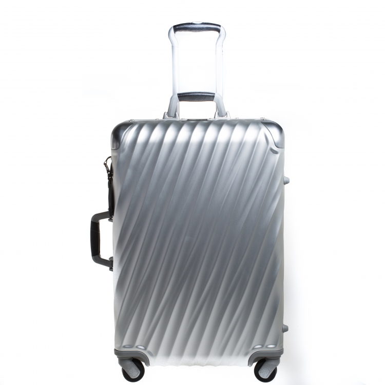Pre Owned TUMI Silver Aluminum 4 Wheel Short Trip Packing Case 19 Degrees Luggage 65