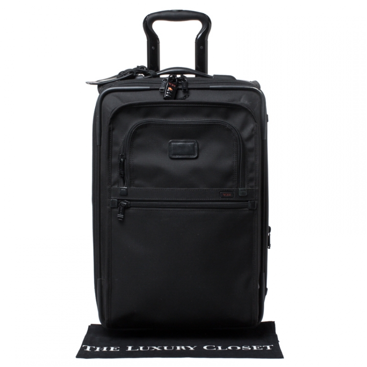 Pre Owned TUMI Black Nylon 2 Wheel Continental Carry On Luggage