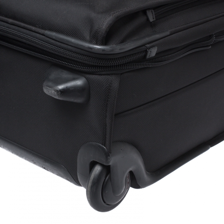 Pre Owned TUMI Black Nylon 2 Wheel Continental Carry On Luggage