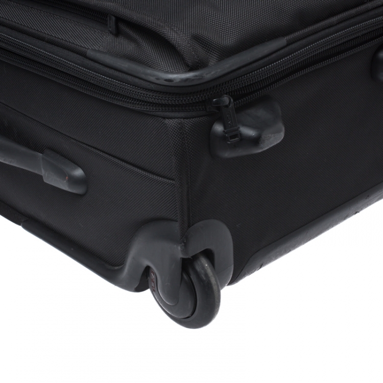 Pre Owned TUMI Black Nylon 2 Wheel Continental Carry On Luggage