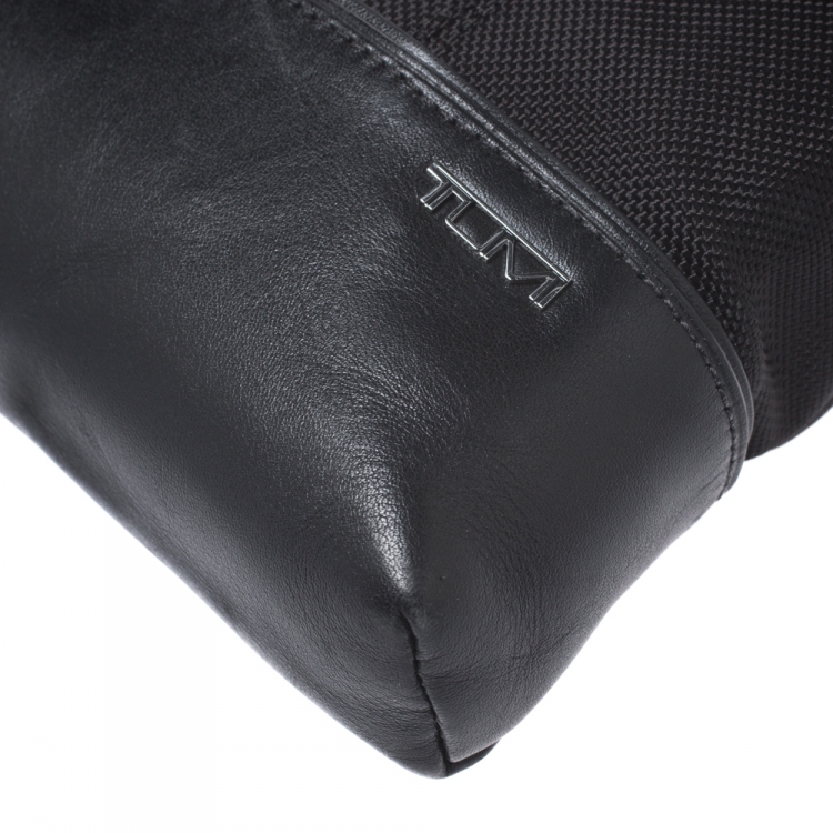 Pre Owned TUMI Black Nylon and Leather Messenger Bag