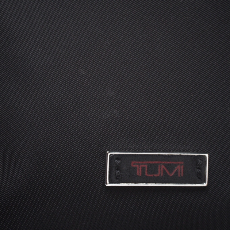 Pre Owned Tumi Black Nylon and Leather Crossbody Bag