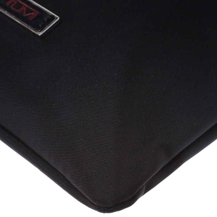 Pre Owned Tumi Black Nylon and Leather Crossbody Bag