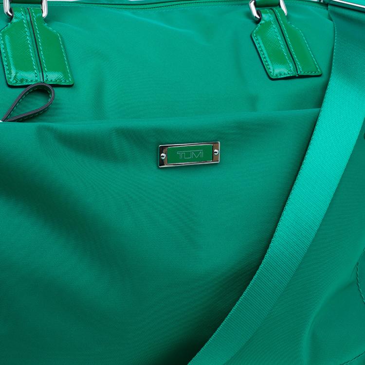 Pre Owned Tumi Green Nylon Voyageur Dublin Weekender Duffel Bag