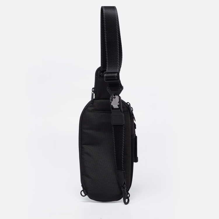 Pre Owned TUMI Black Nylon and Leather Alpha Bravo Esports Pro Sling Bag 