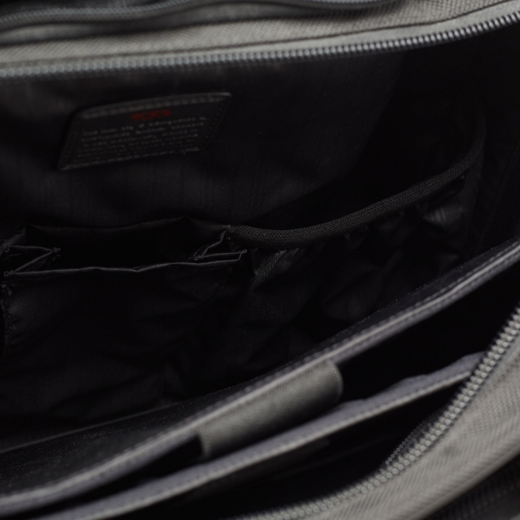 Pre Owned TUMI Black Nylon Deluxe 2 Wheeled Alpha Laptop Briefcase