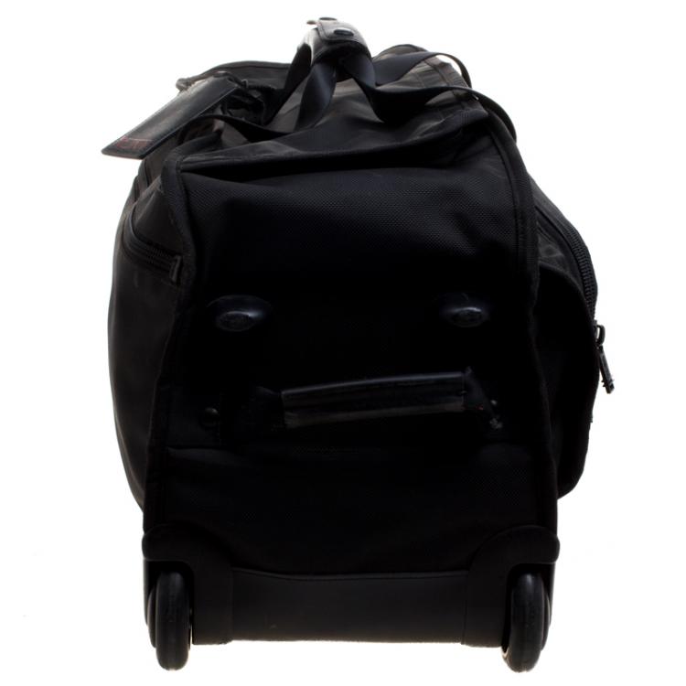 Pre Owned Tumi Black Nylon Alpha Lightweight Wheeled Carry-On Duffel