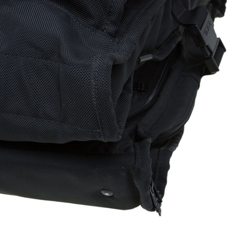 Pre Owned Tumi Black Nylon Tri Fold Garment Luggage Travel Bag