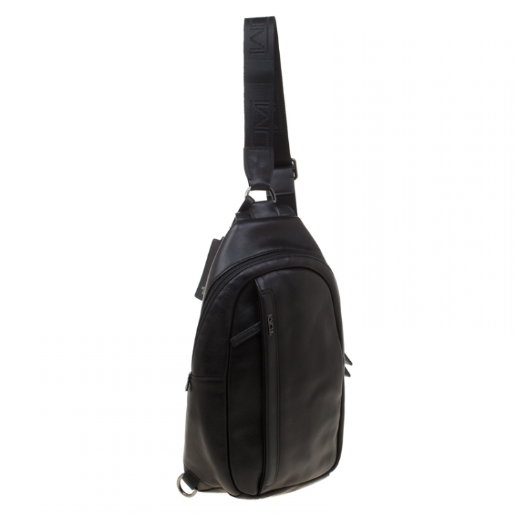 Pre Owned Tumi Black Leather Murano Sling Backpack