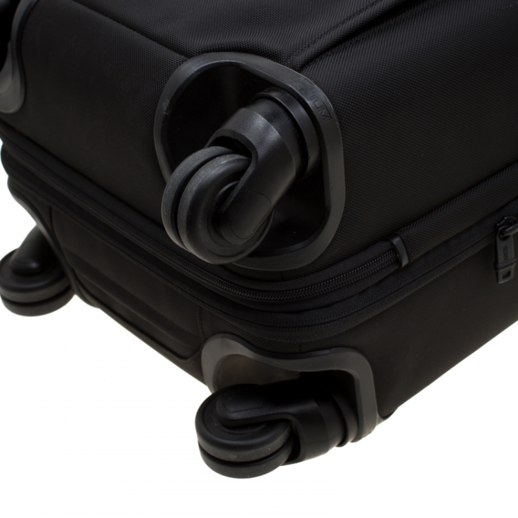 Pre Owned Tumi Black Nylon Short Trip Luggage