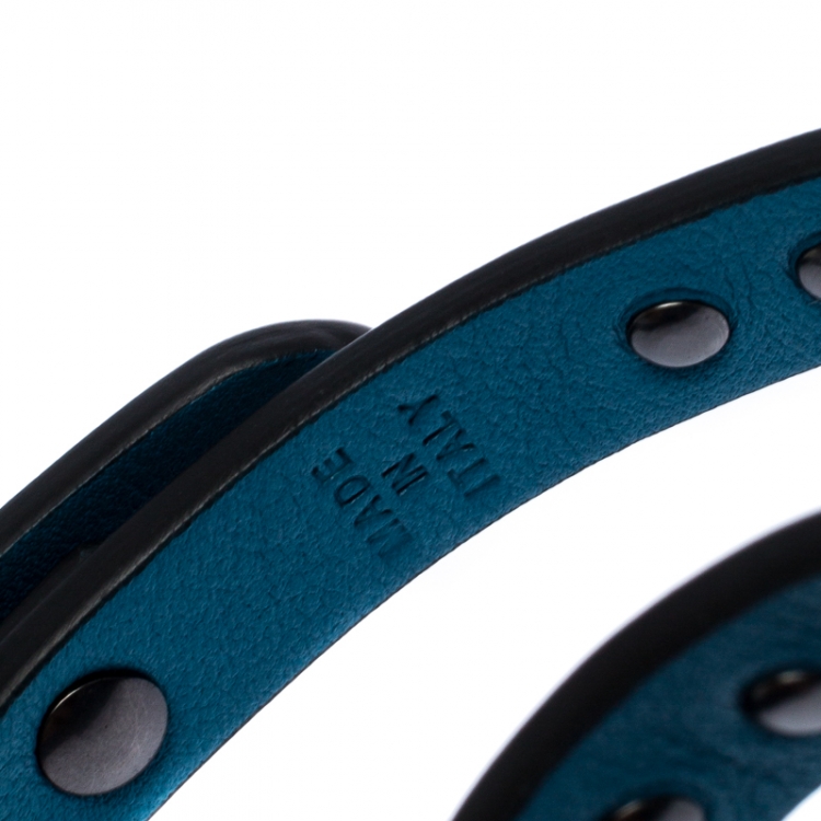 Pre Owned Valentino Rockstud Blue Leather Gunmetal Tone Wrap Bracelet