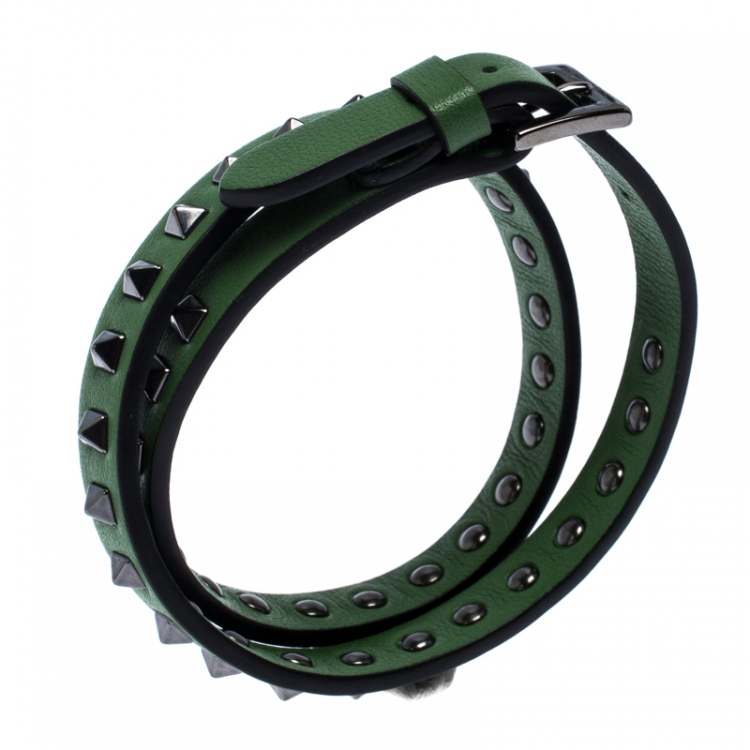Pre Owned Valentino Rockstud Green Leather Gunmetal Tone Wrap Bracelet