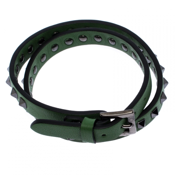 Pre Owned Valentino Rockstud Green Leather Gunmetal Tone Wrap Bracelet