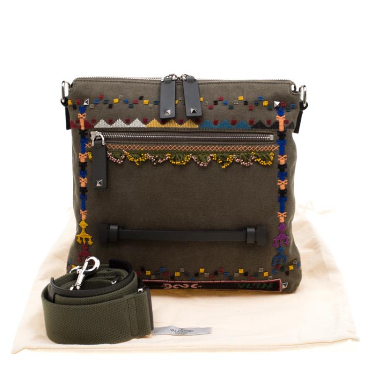 Pre Owned Valentino Olive Canvas Rockstud Bordado Messenger Bag