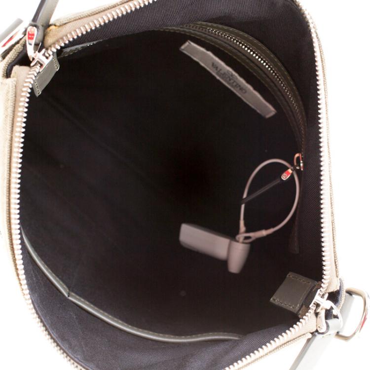Pre Owned Valentino Olive Canvas Rockstud Bordado Messenger Bag