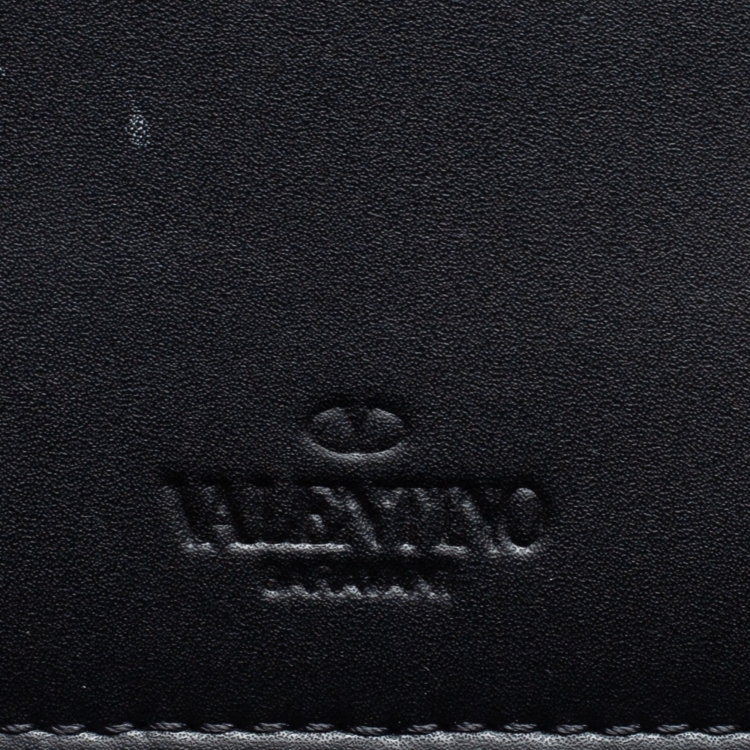 Pre Owned Valentino Black Leather VLTN Logo Card Holder