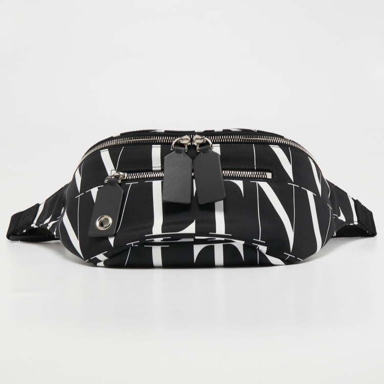 Pre Owned Valentino Black Nylon VLTN Times Belt Bag