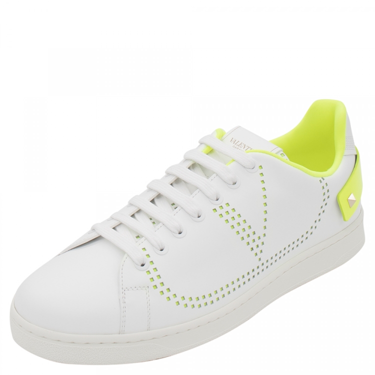 motto Rådne tilpasningsevne Valentino White/Lime Leather Backnet Vlogo Neon Sneakers Size 45 Valentino  | TLC