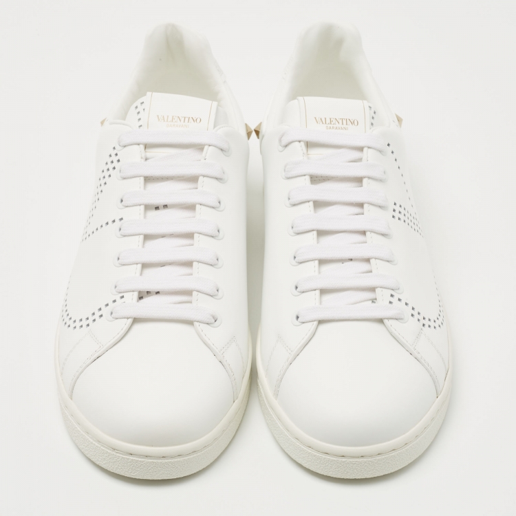 Pre Owned Valentino White Perforated Leather Backnet Rockstud Low Top Sneakers Size 42