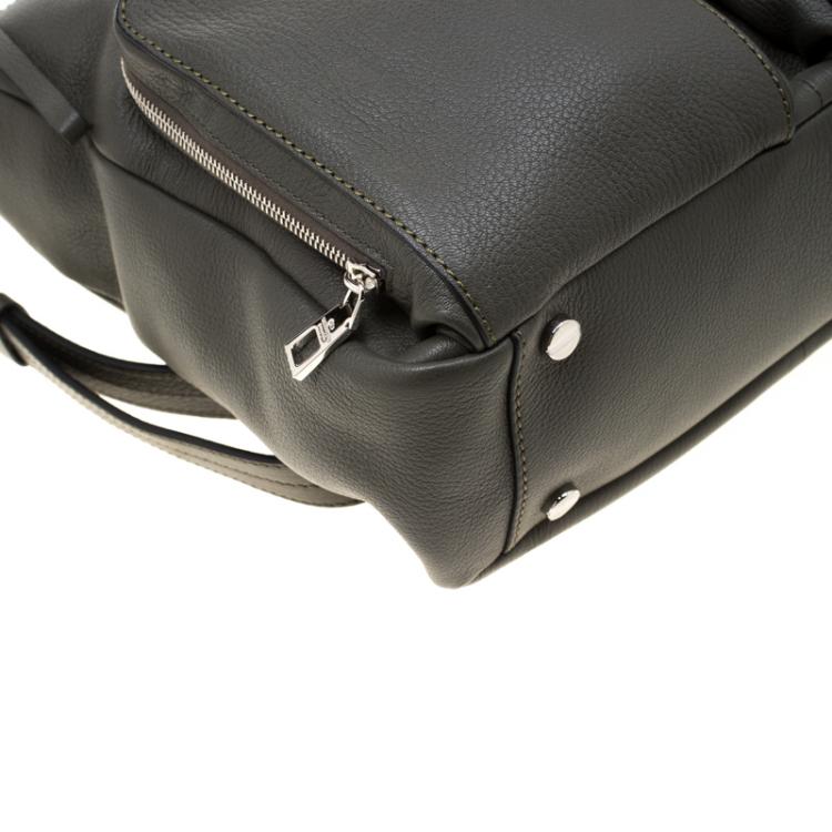 Pre Owned Valentino Olive Leather Traveller Backpack