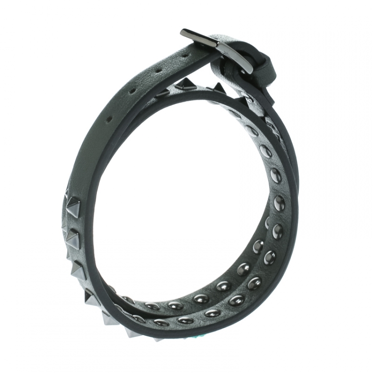 Pre Owned Valentino Rockstuds Army Green Leather Gunmetal Tone Double Wrap Bracelet