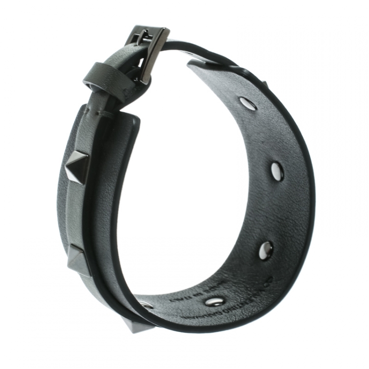 Pre Owned Valentino Large Rockstud Bi Color Olive Green Leather Gunmetal Tone Cuff Bracelet 