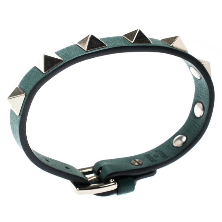 Pre Owned Valentino Rockstud Green Gold Tone Leather Bracelet