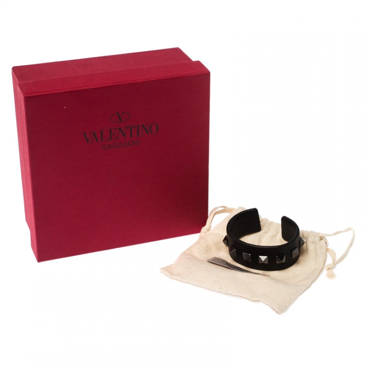 Pre Owned Valentino Rockstud Black Leather Open Cuff Bracelet