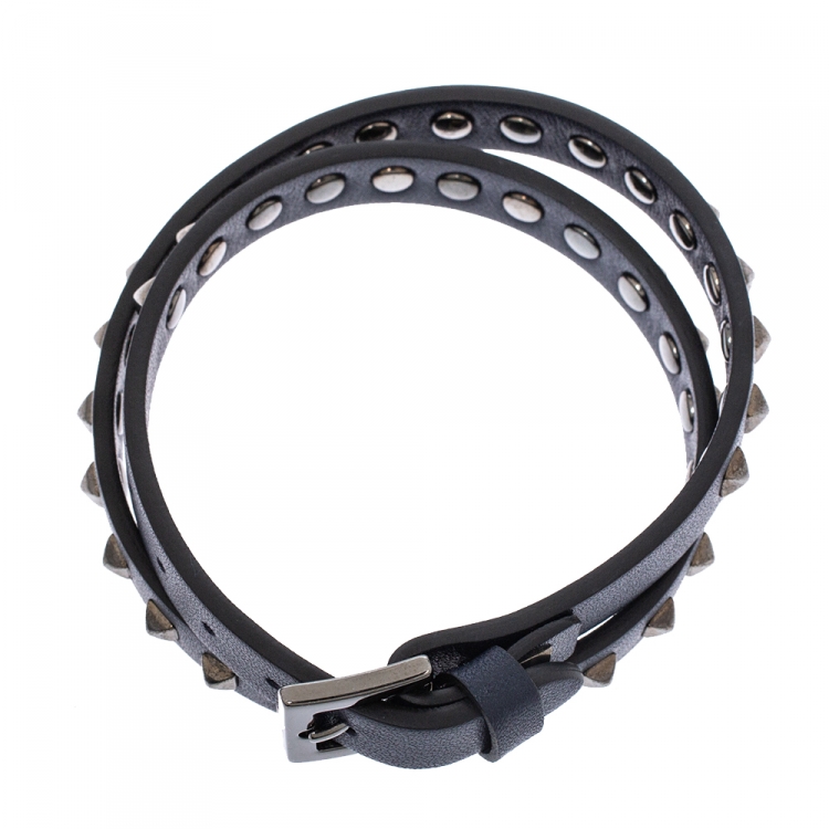 Pre Owned Valentino Rockstud Navy Blue Leather Gunmetal Tone Double Wrap Bracelet