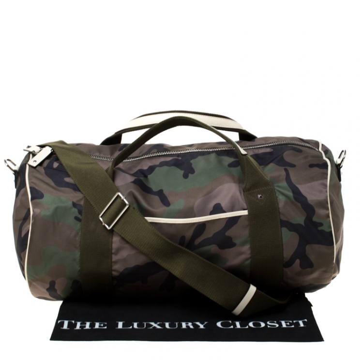 Pre Owned Valentino Green Camouflage Print Nylon Rockstud Duffle Bag