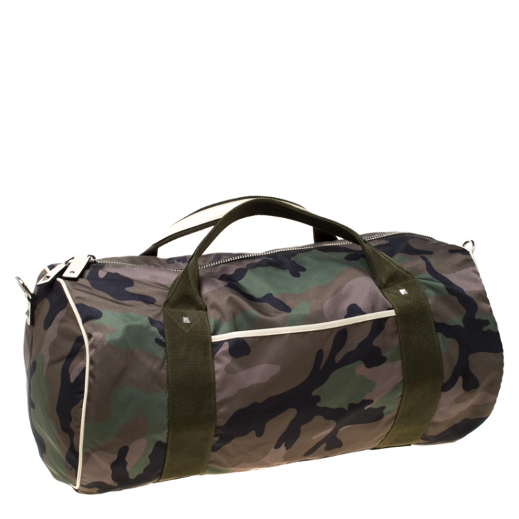 Pre Owned Valentino Green Camouflage Print Nylon Rockstud Duffle Bag