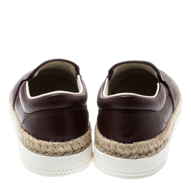 مملوكة مسبقًا Valentino Burgundy Leather Slip On Espadrille Sneakers Size 42