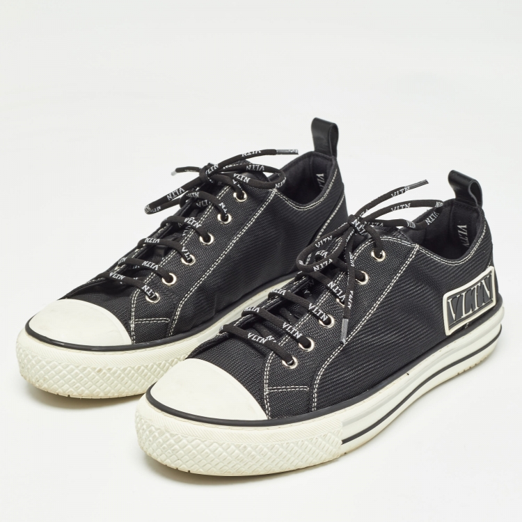 Pre Owned Valentino Black Mesh Giggies Sneakers Size 42.5