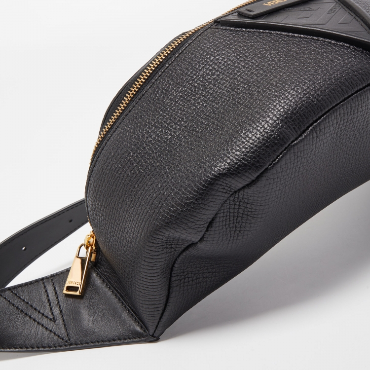 Pre Owned Versace Black Leather V Greca Signature Belt Bag 