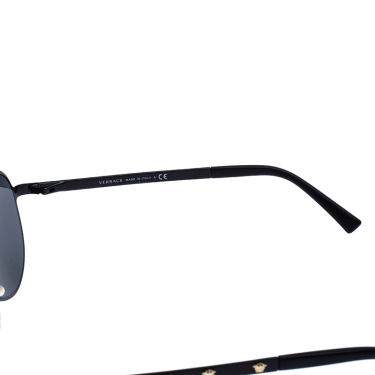 Pre Owned Versace Black MOD.2189 Aviator Sunglasses