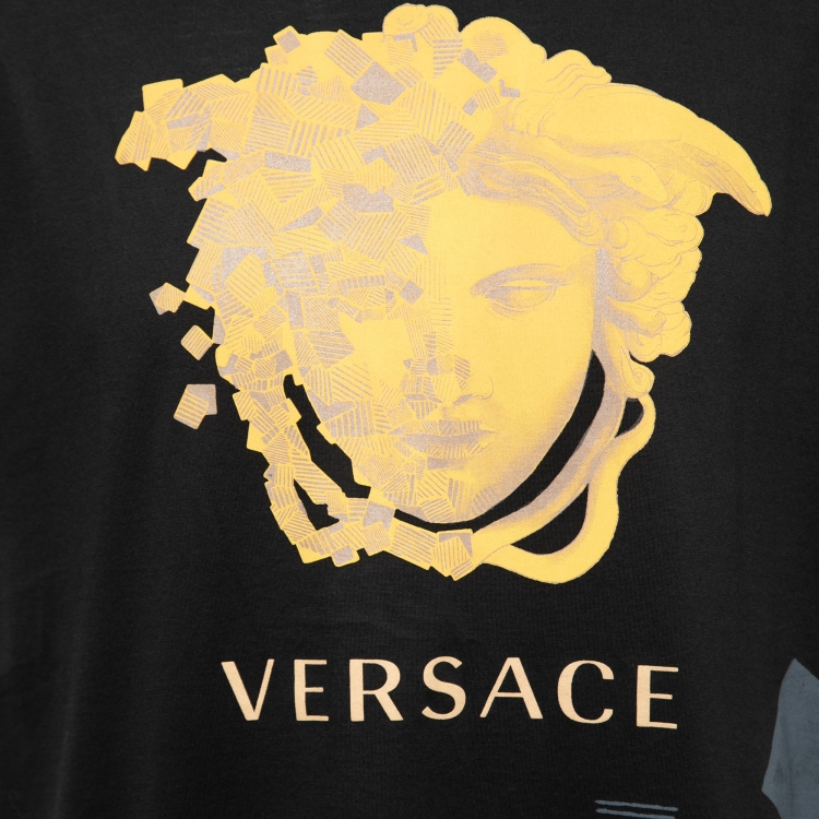 Pre Owned Versace Black Logo Medusa Head Print Cotton T-Shirt M