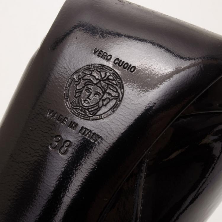Pre Owned Versace Patent Leather Medusa Stamp Boots Size 38