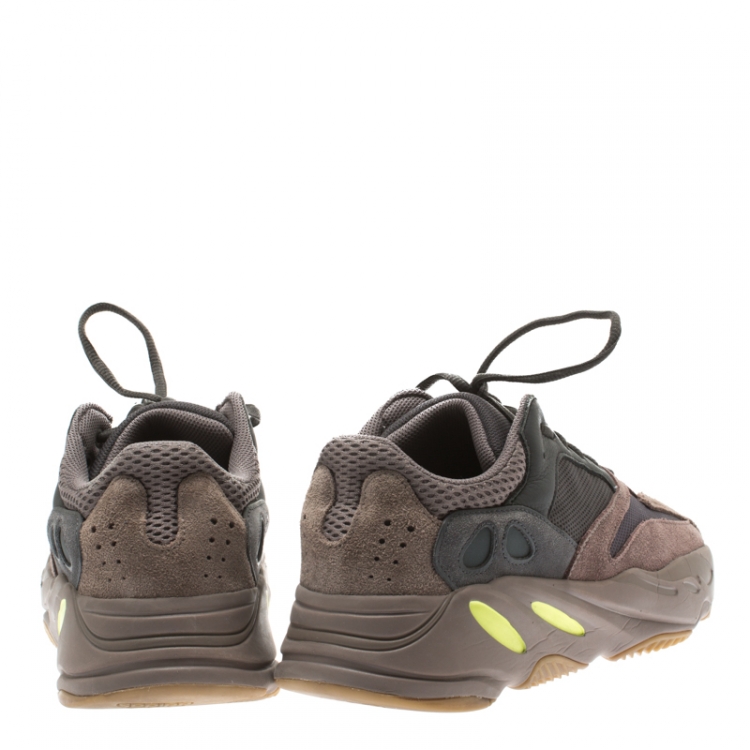 Pre Owned Yeezy x Adidas Mauve Mix Media Boost 700 Wave Runner Sneakers Size 44