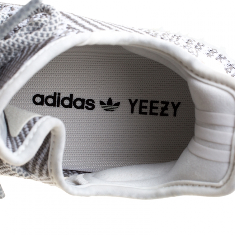 Pre Owned Yeezy x Adidas Grey And White Cotton Knit Boost 350 V2 Static Non-Reflective Sneakers Size 45.5