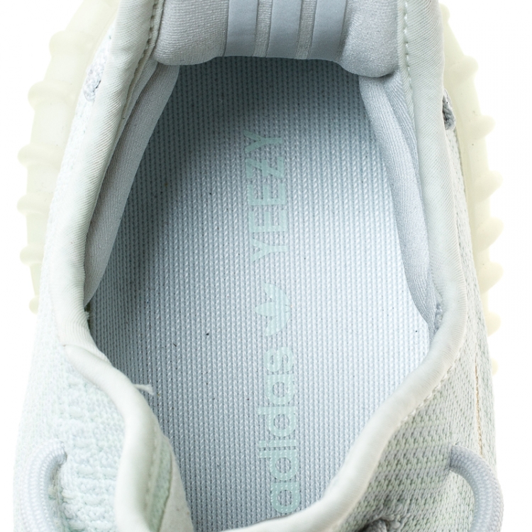 Pre Owned Yeezy x Adidas Green/White Cotton Knit Boost 350 V2 Sneakers Size 43.5